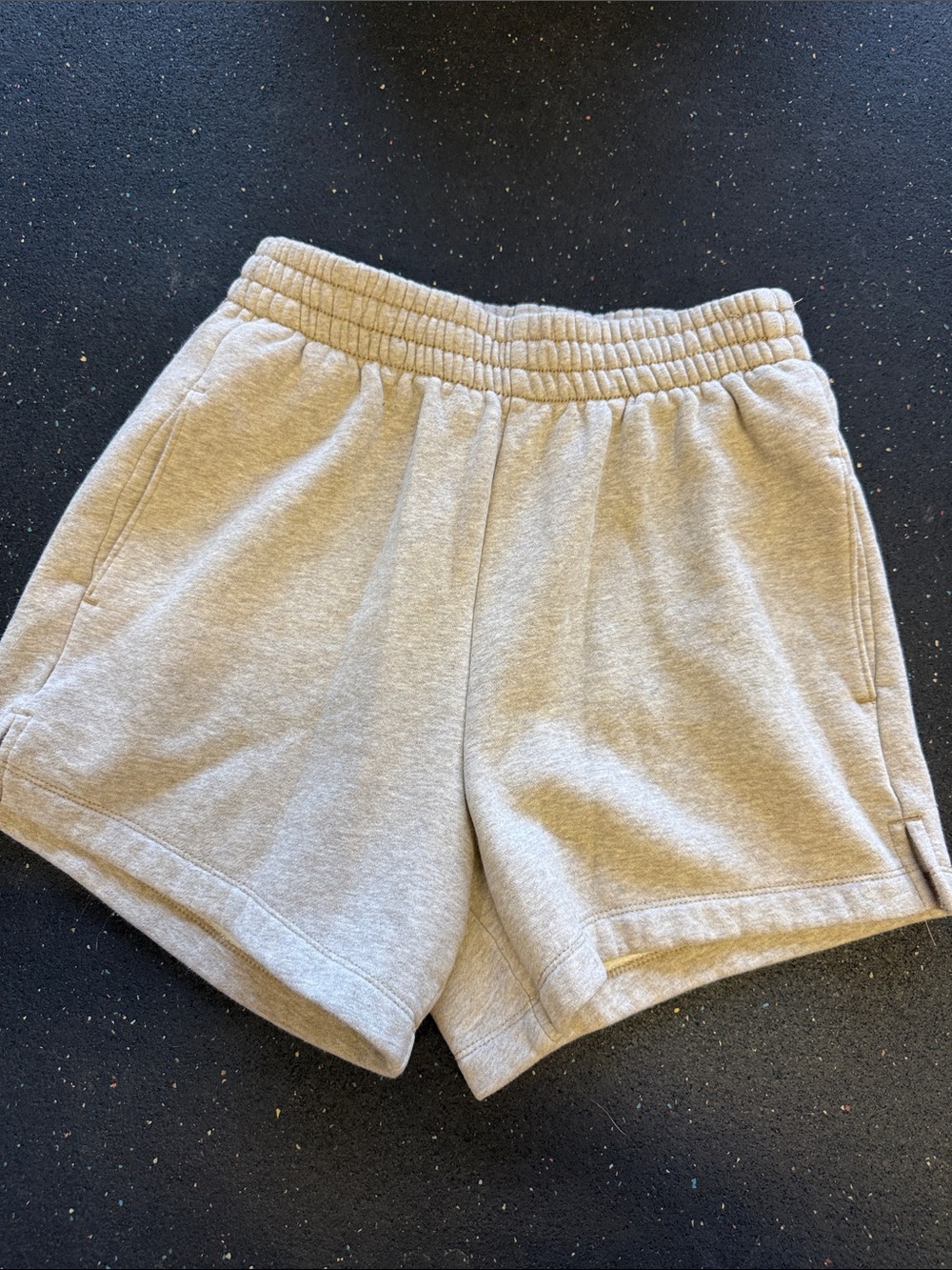 Abercrombie & Fitch Heathered Beige Elastic Waist Athletic Shorts
